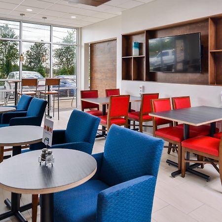 Holiday Inn Express & Suites - Siloam Springs By Ihg Exteriör bild